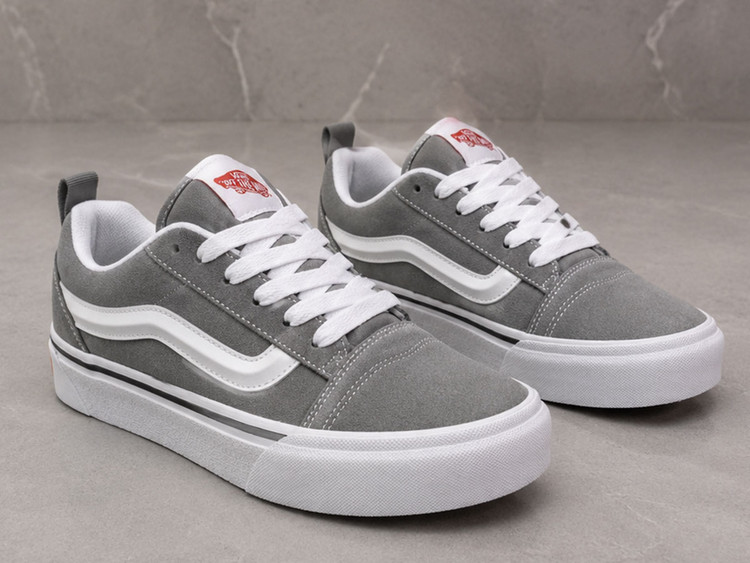 کفش ونس اولد اسکول لژدار طوسی (Vans Old Skool)