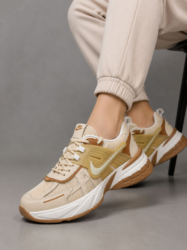 کفش کتونی نایک وی تو کی کرم قهوه ای (Nike V2K Run)