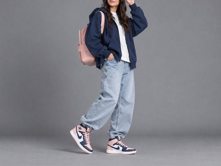 کفش جردن ساقدار سورمه ای صورتی کالباسی/Jordan Mid-Top Navy Pink