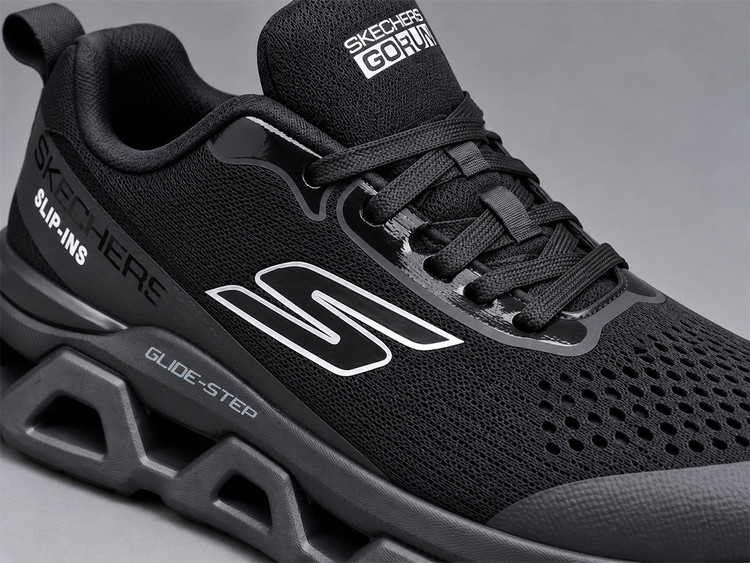 کفش اسکچرز (مشکی) | کفش رانینگ و باشگاه (Skechers Sneakers)
